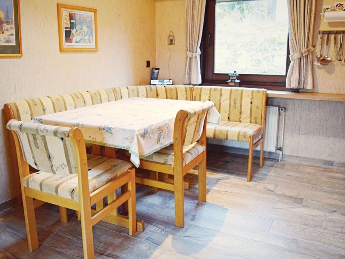 Furnished Bungalow With Peaceful Neighbourhood Мешеде Екстер'єр фото