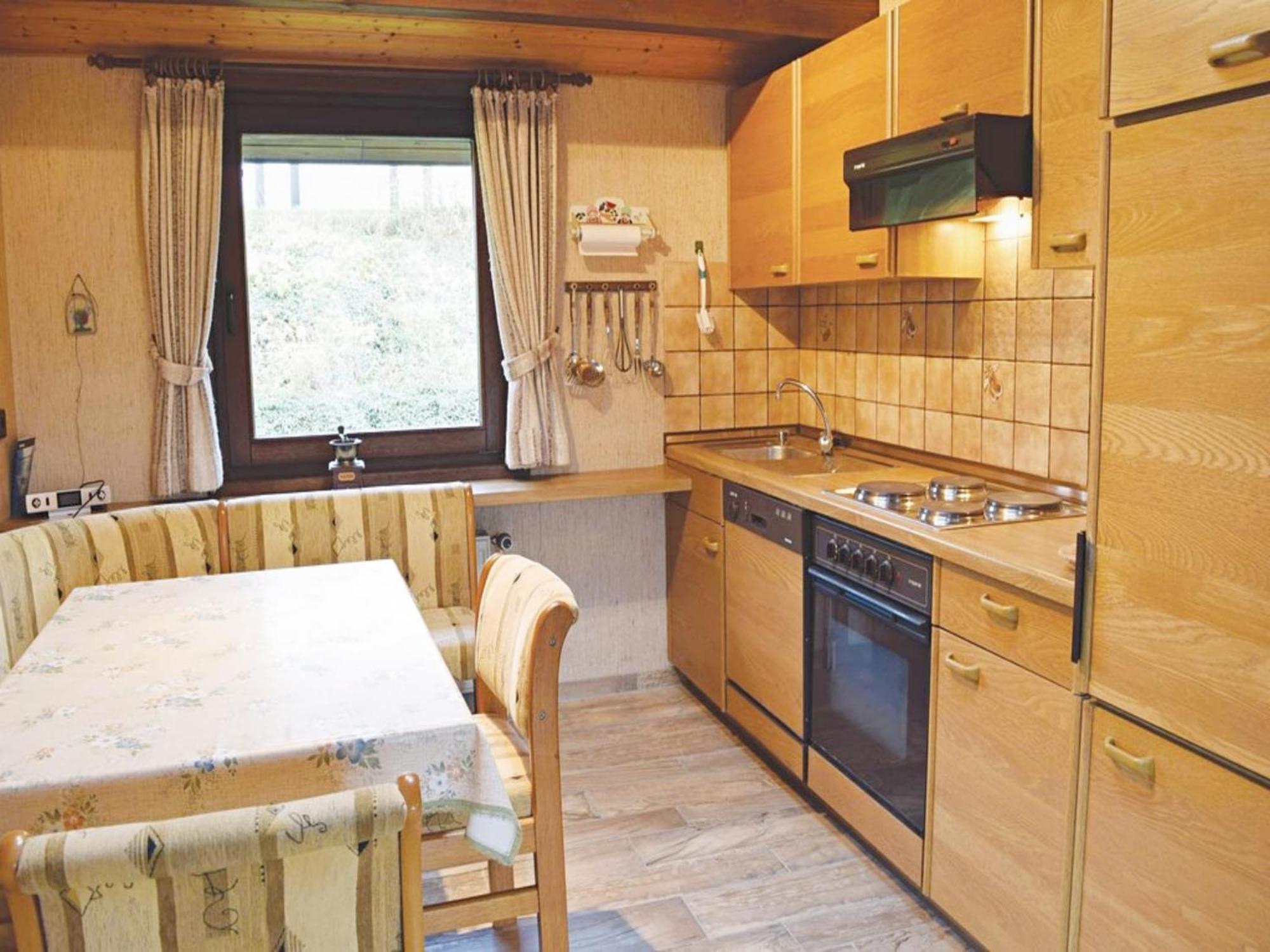 Furnished Bungalow With Peaceful Neighbourhood Мешеде Екстер'єр фото
