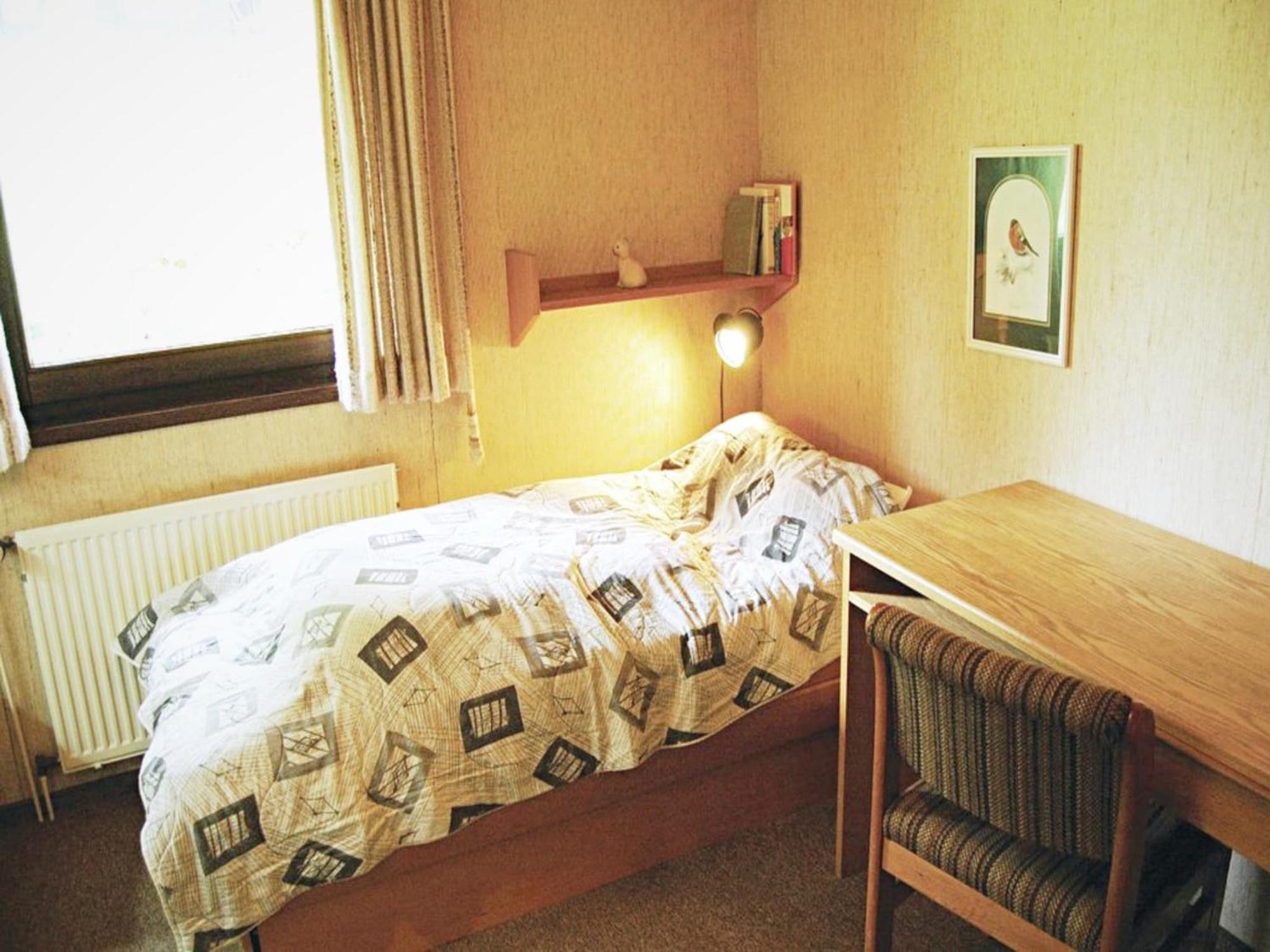 Furnished Bungalow With Peaceful Neighbourhood Мешеде Екстер'єр фото